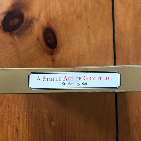 Wisdom from A Simple Act of Gratitude Stationery - Picture 3 of 3